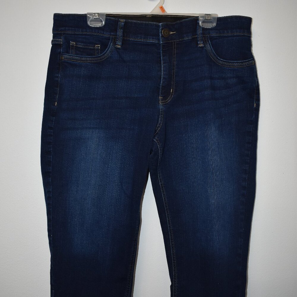 Liz Claiborne Sara Crop Mid Rise Capri Size 14